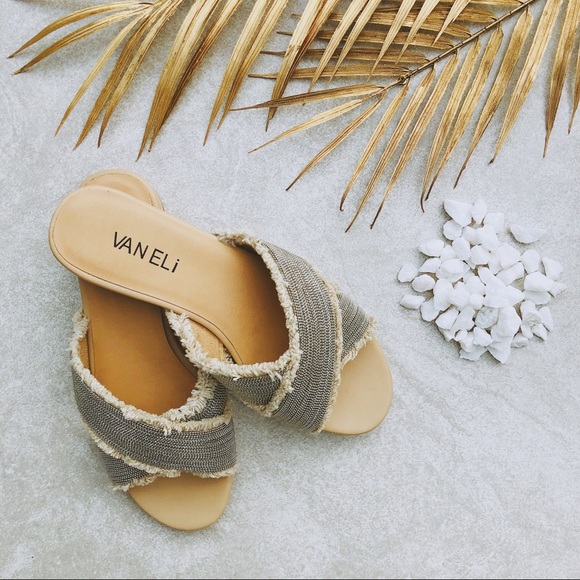 Vaneli Shoes - 🖤SALE VANELi Beige Baret Sandals